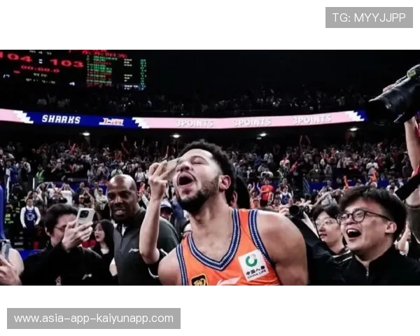 逆天绝杀！运动员用秒秒秒点燃全场！